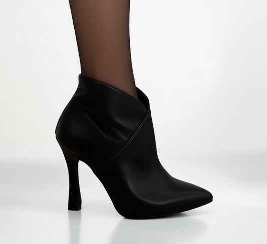 Stivaletto corto in pelle