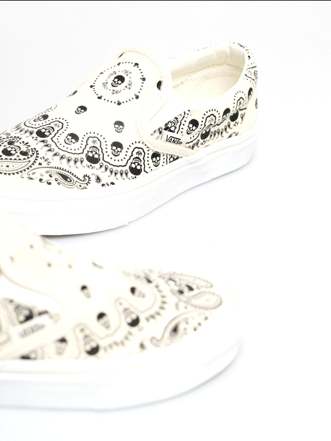 Vans skull